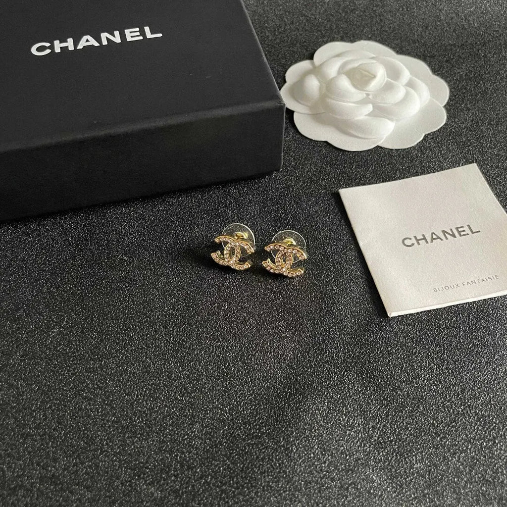 Minimalist Double-C Studs