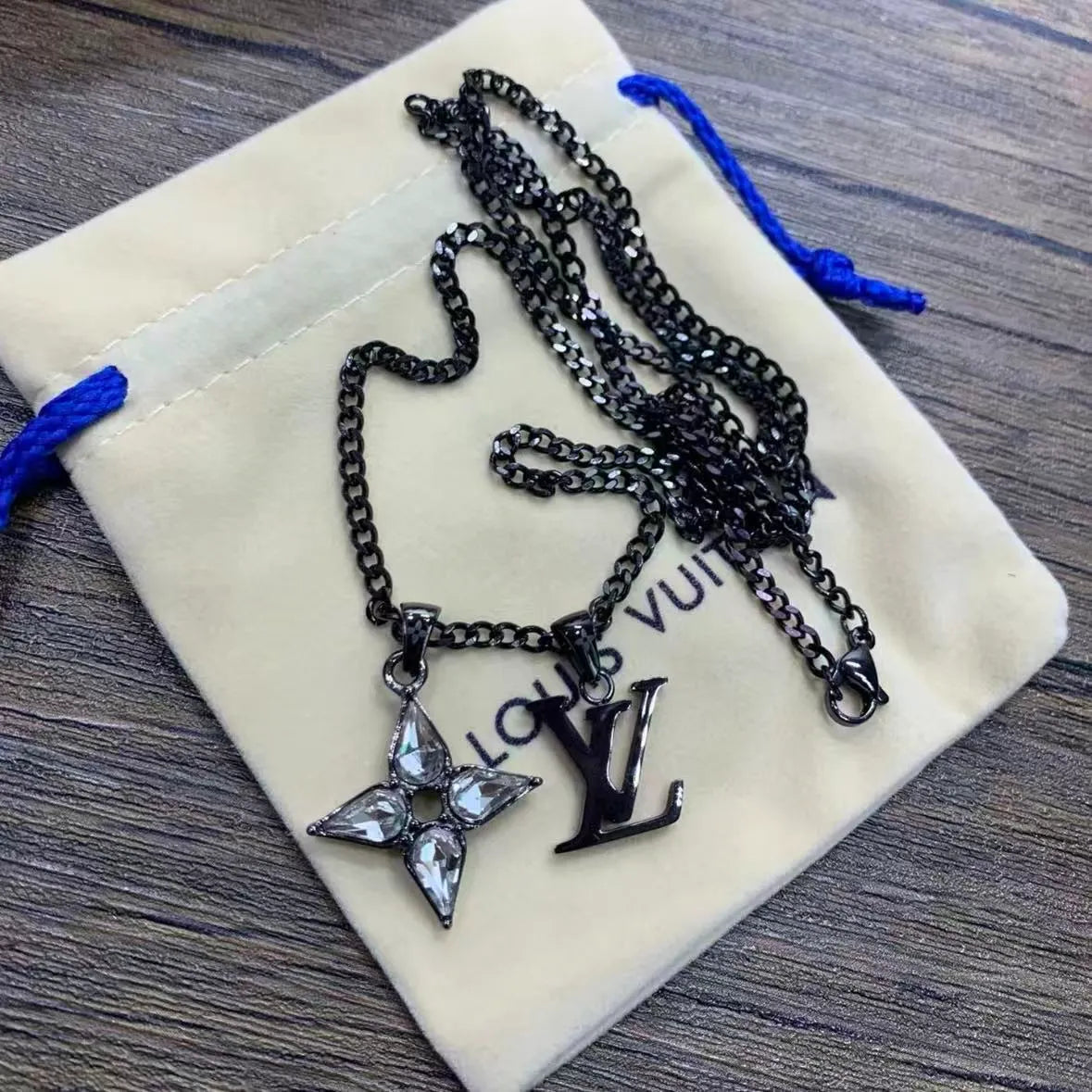 Black Silver Classic Necklace