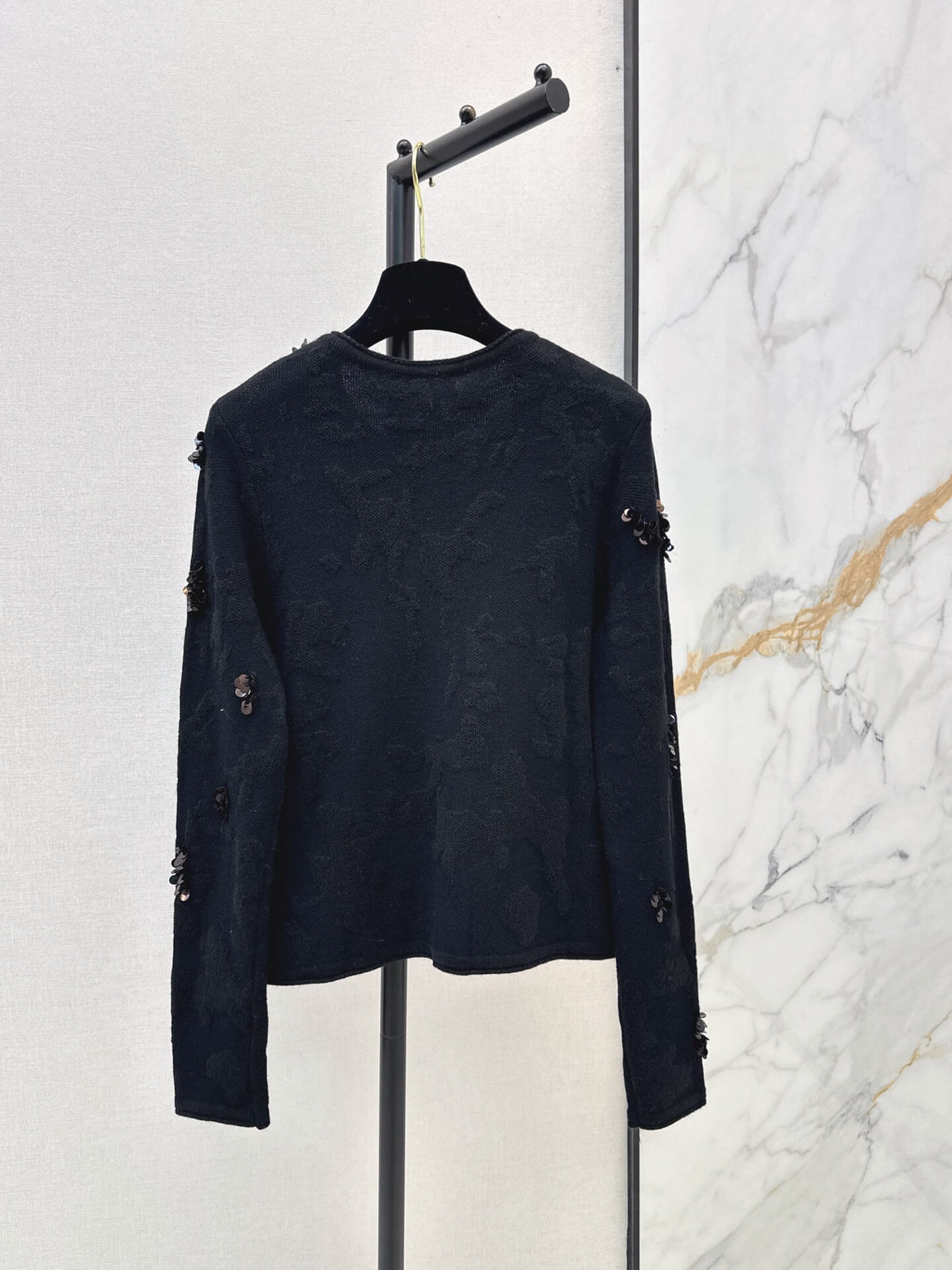 Neck 3D Sequin Knit Cardigan