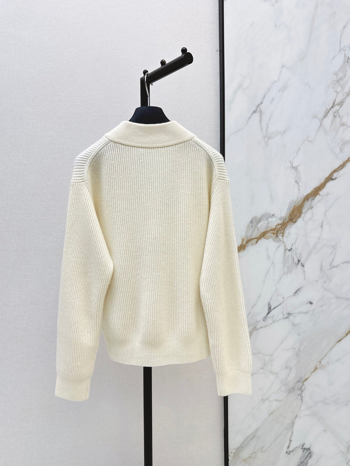 V-neck Ribbed Logo Knit Sweater