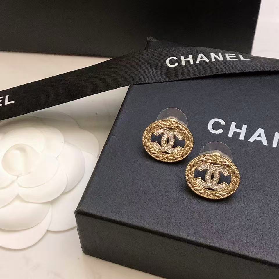 Gold-tone openwork oval Double-C stud earrings