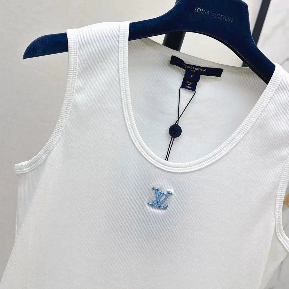 Timeless Delicate Stitch Vest