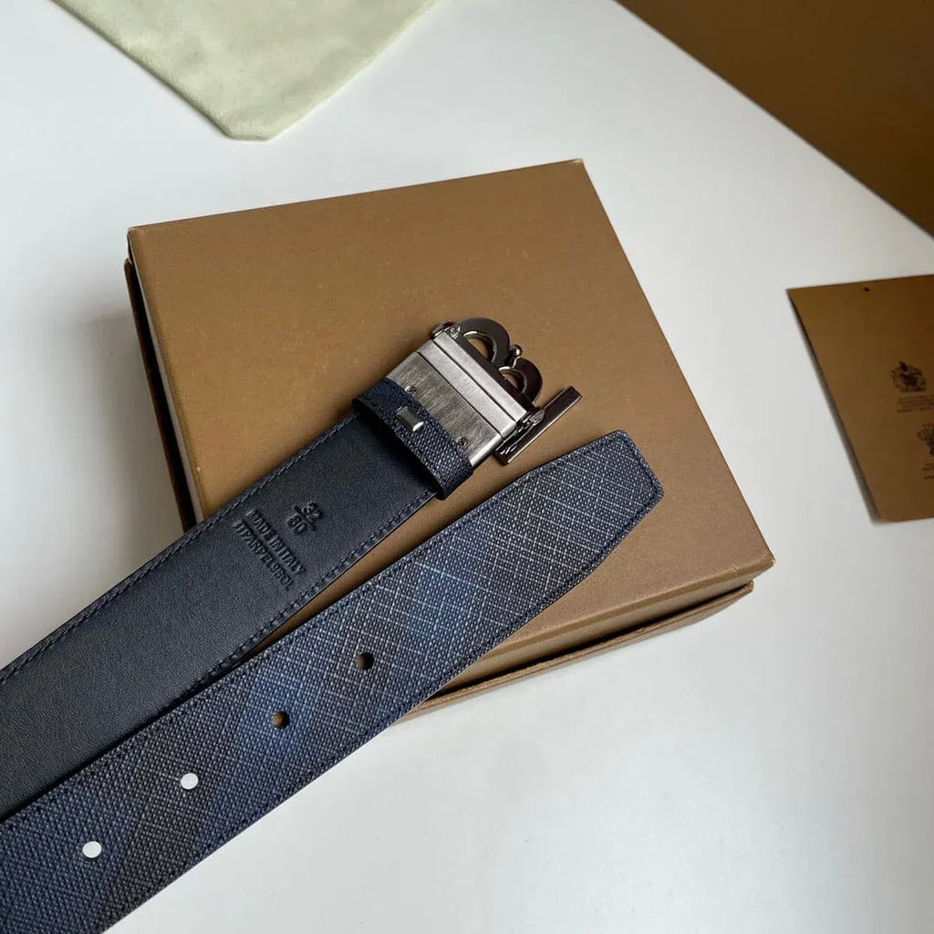 Classic And Minimalist Plaid Belt