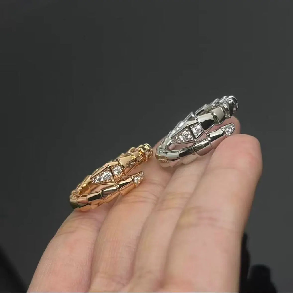 Chic Serpent Ring