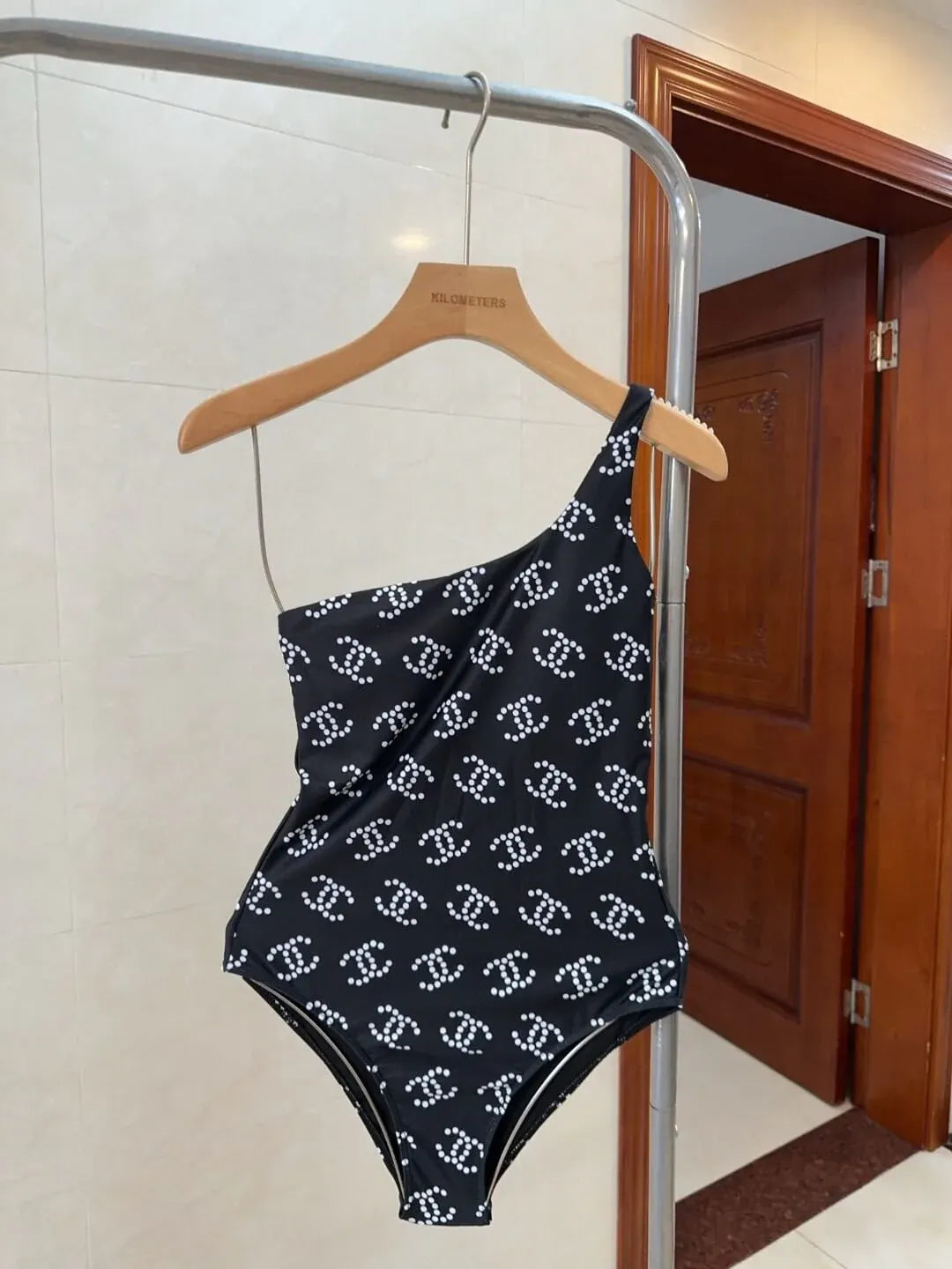 Printed One-Shoulder One-Piece Swimsuit