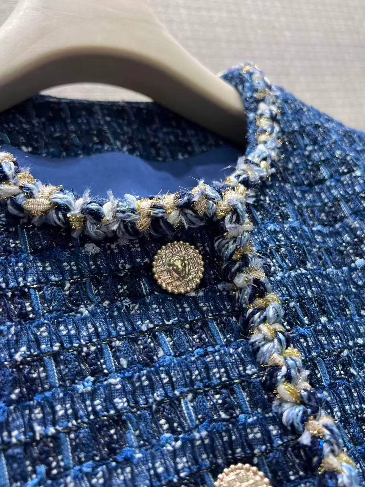 Mixed Yarn Openwork Blue Vest
