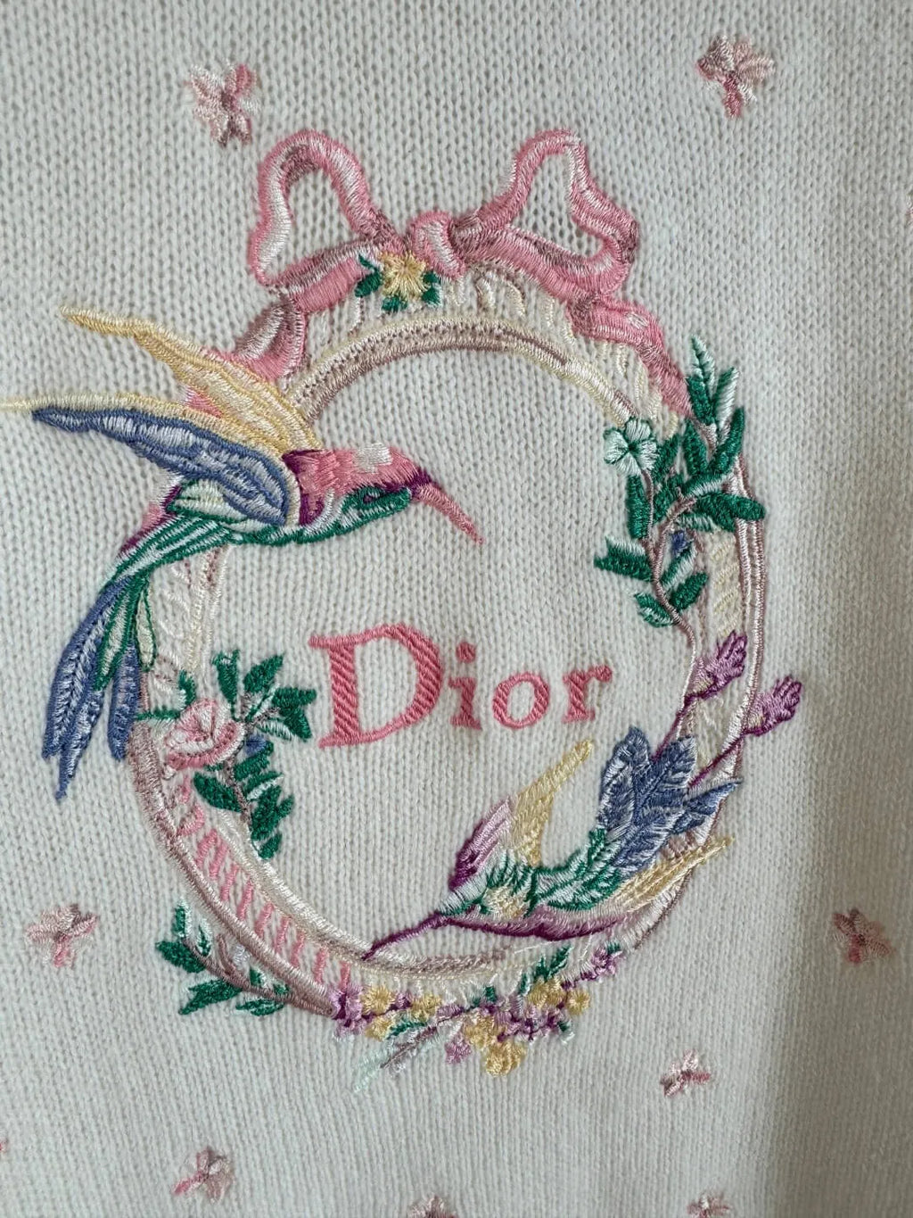 Short Sleeve Embroidered Sweater