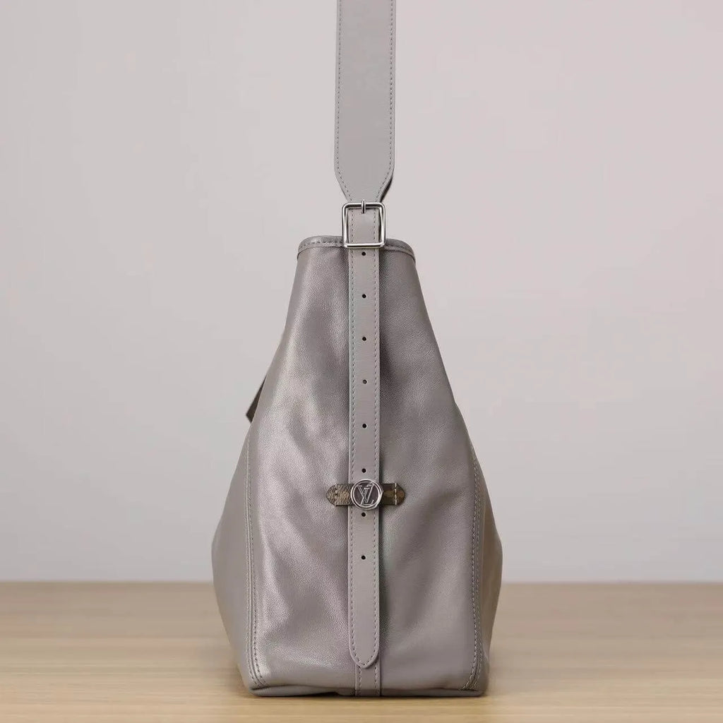 Minimalist Shark Grey Commuter Bag