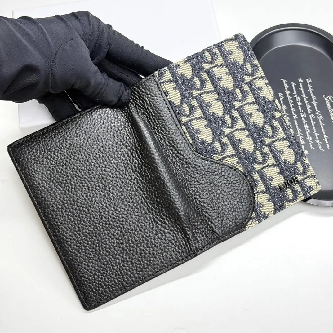 Classic Pattern Leather-Trimmed Short Wallet