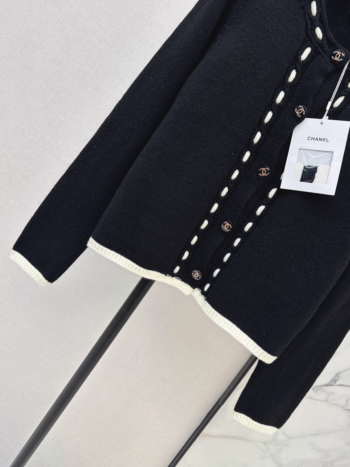 Button Cropped Knit Jacket