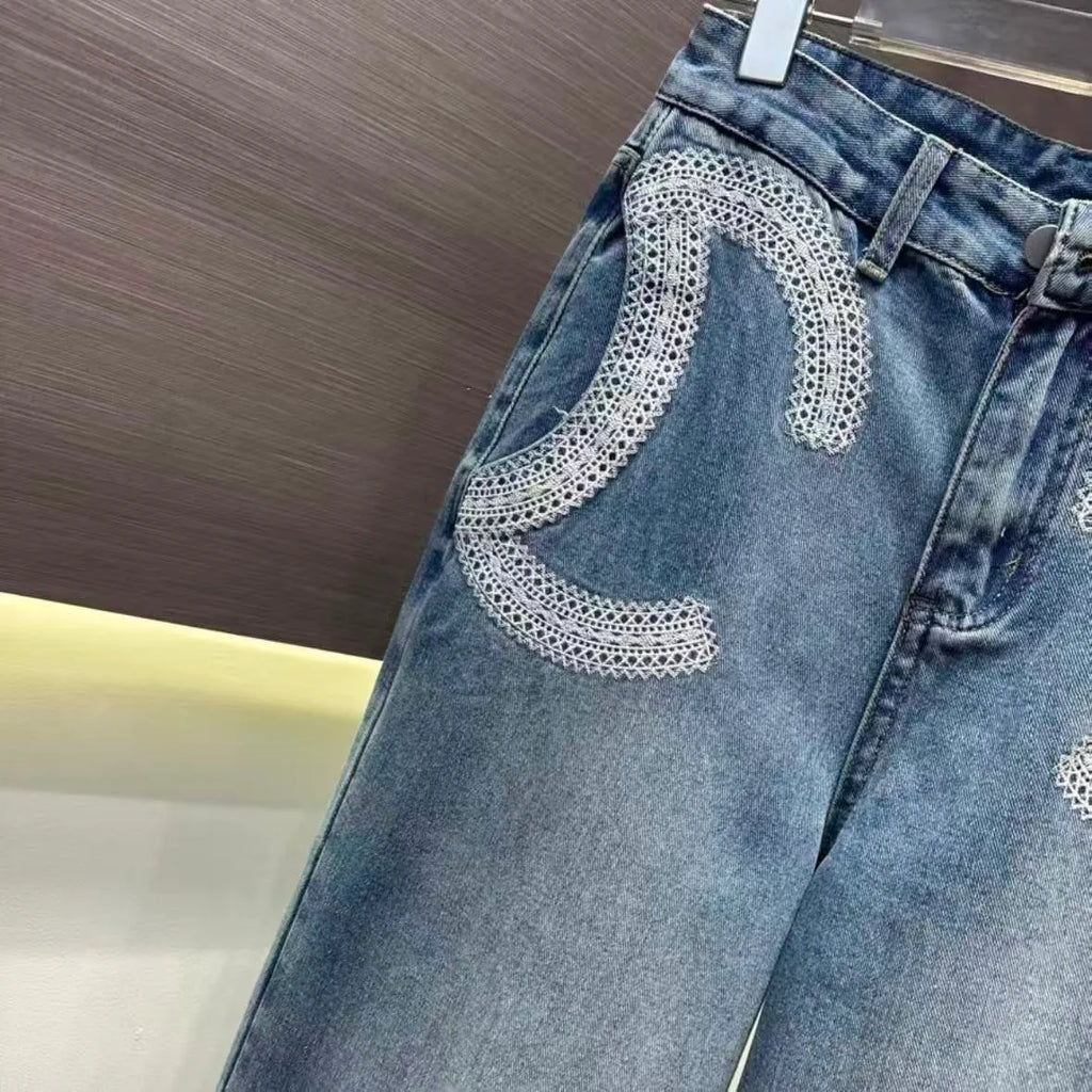 Symmetrical Pocket Embroidery Jeans