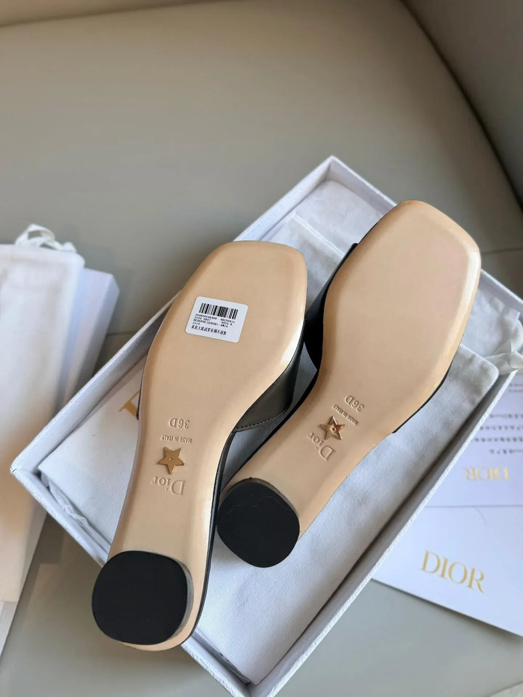 Classic Black Round-Buckle Block Heel Sandals
