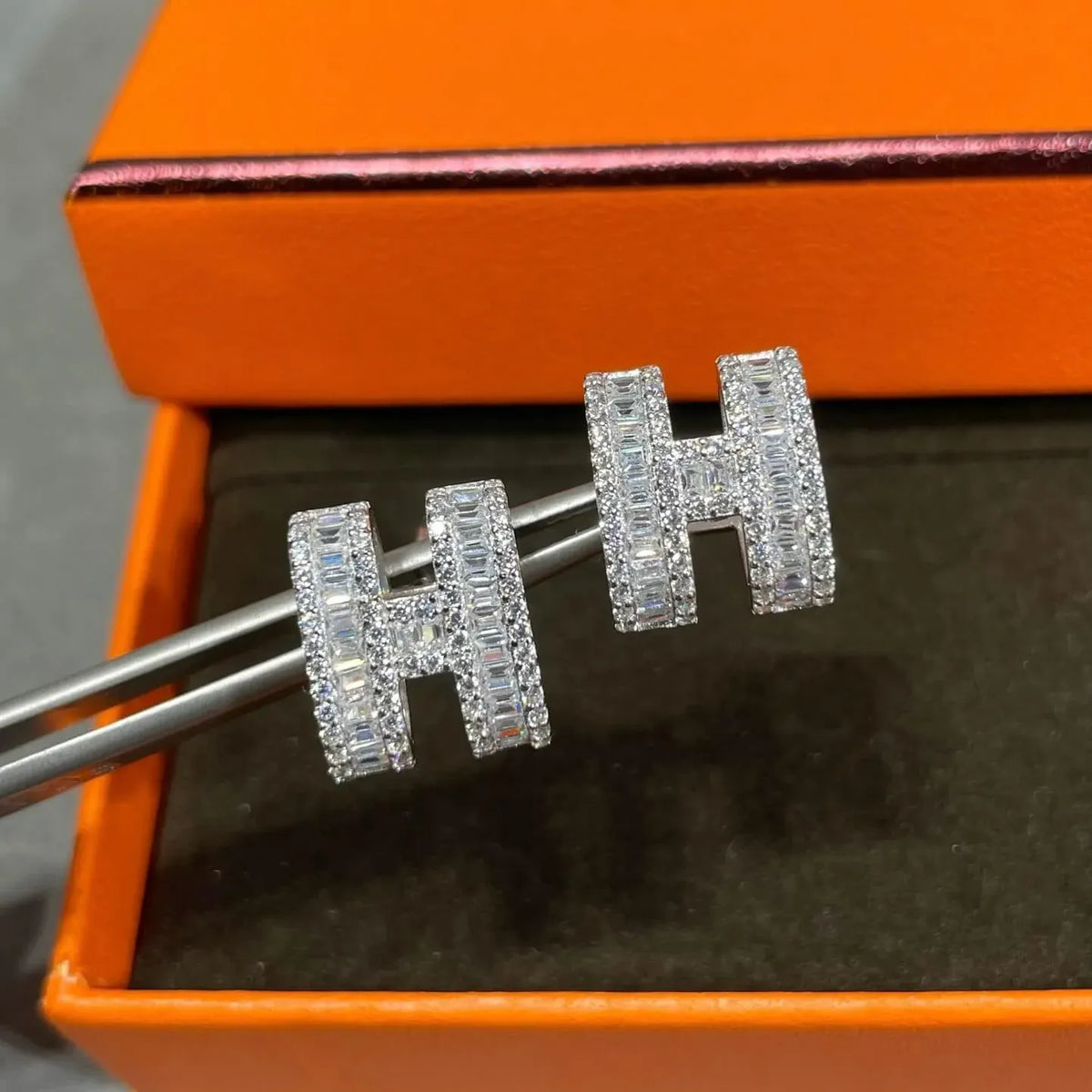 Classic Letter Full-Diamond Stud Earrings