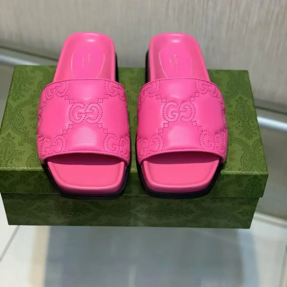 Casual Embossed Pink Slide Sandals