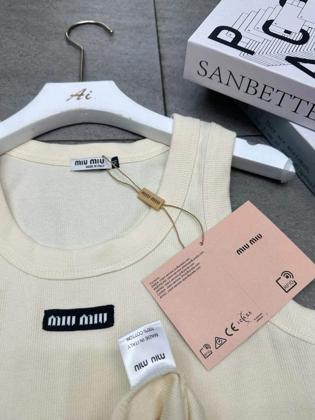 Slim Fit Sleeveless Vest